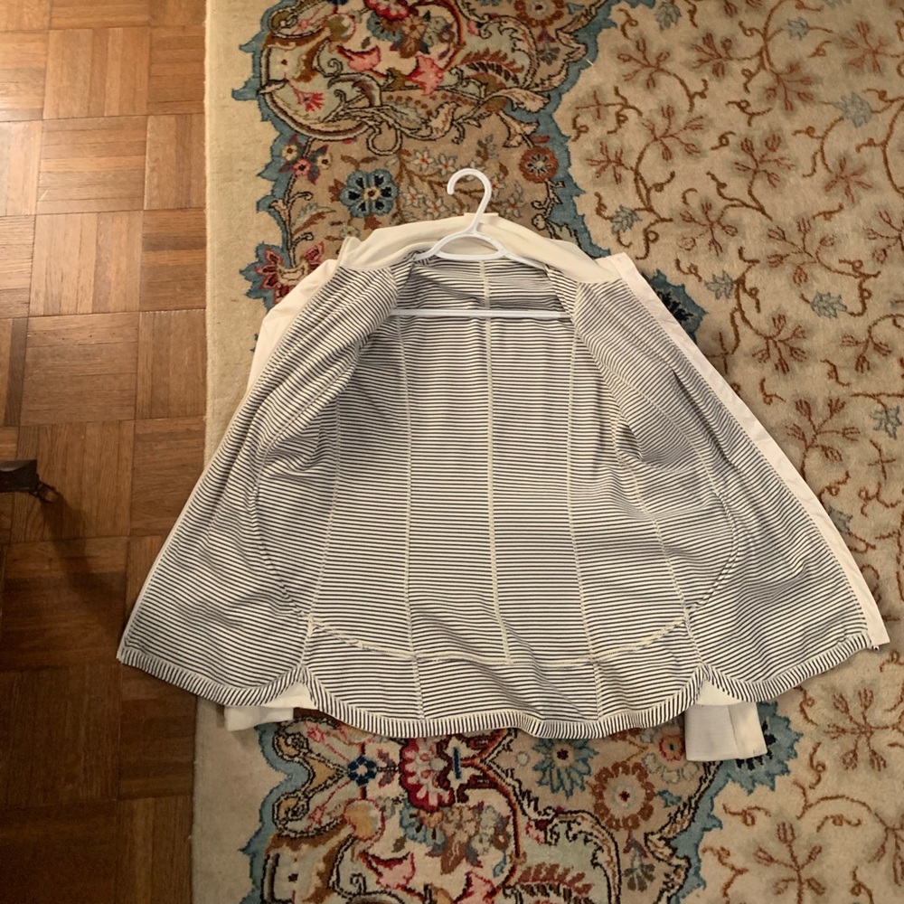 Lululemon jacket - Picture 3 of 3